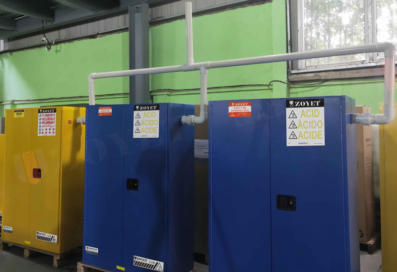 帶有通風(fēng)設(shè)施的化學(xué)品防爆柜